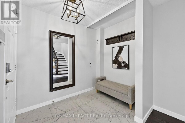Living room - 74 Yorkville Drive, Clarington, ON L1E2A6 Photo 4