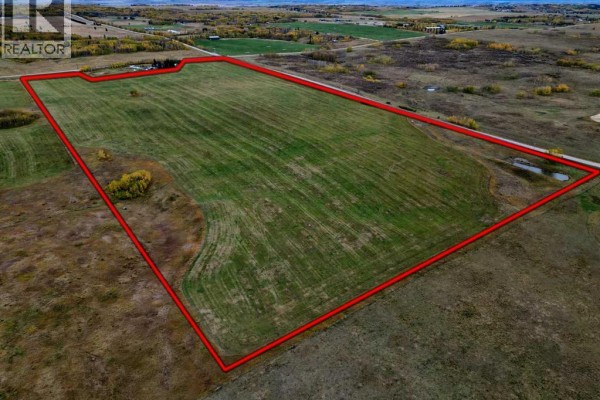 Topographic map of the land showing contours and property divisions. - 74.7ac Glendale Road, Rural Rocky View County