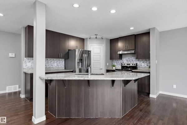 Den - 740 173 St Sw, Edmonton, AB T6W0M4 Photo 5