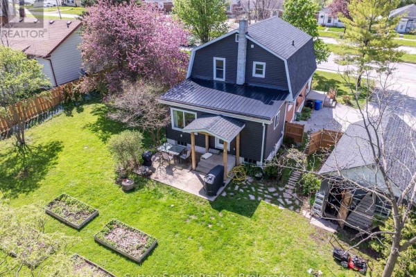 740 6th Street E, Owen Sound, ON N4K1G7 Photo 3