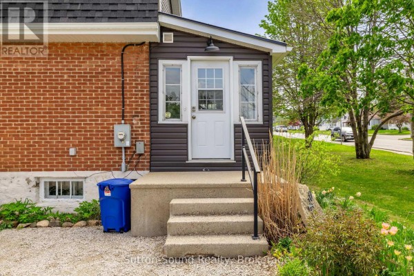 740 6th Street E, Owen Sound, ON N4K1G7 Photo 4