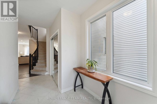 740 Brittanic Road, Ottawa, ON K2V0N7 Photo 2