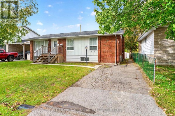 Bathroom - 740 Dempster Drive, Gananoque, ON K7G2E7 Photo 2