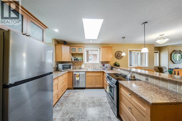 Laundry room - 7400 Crema Drive, Trail, BC V1R4X6 Photo 5