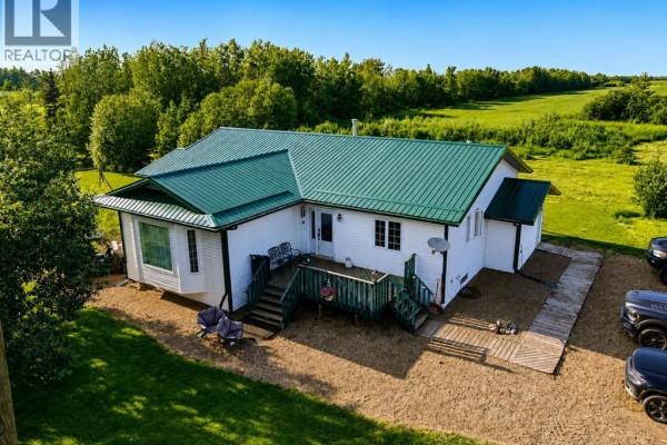 4pc Bathroom - 74001, 740 Township, High Prairie, AB T0G1E0 Photo 2