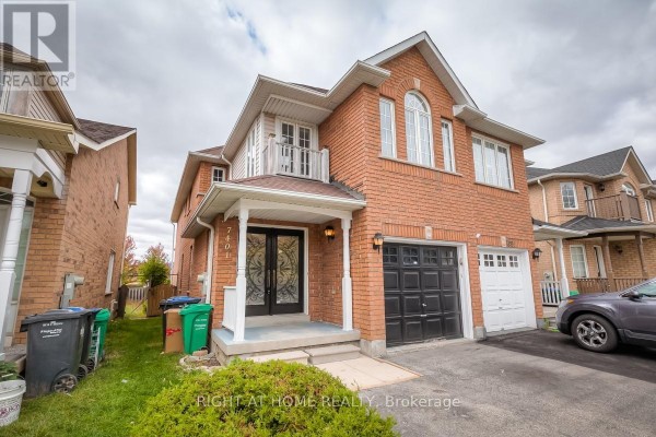 Kitchen - 7401 Village Walk, Mississauga, ON L5W1X6 Photo 4