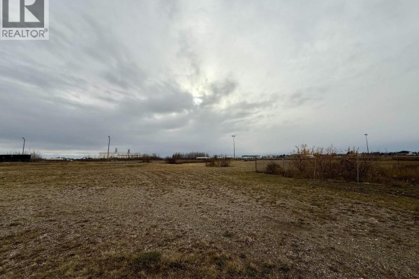 7405 100 Avenue, Fort St  John, BC V1J5T8 Photo 5