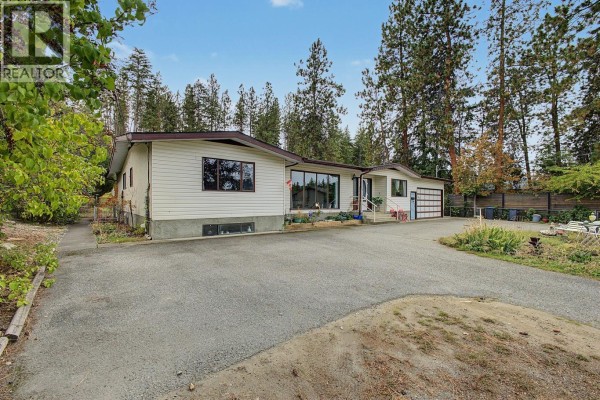 Storage - 741 Barnaby Road, Kelowna, BC V1W4N9 Photo 3
