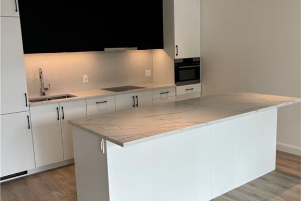741 King Street W Unit# 104, Kitchener, ON, photo 2