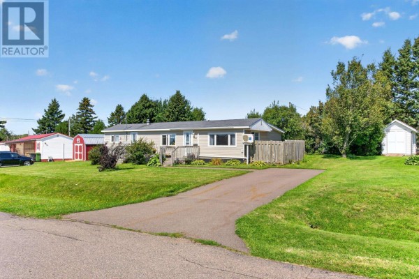 741 Starling Street, Summerside, PE, photo 2
