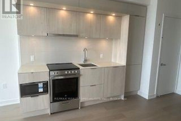 7412 - 448 Burnhamthorpe Road W, Mississauga, ON L5B3Y4 Photo 5