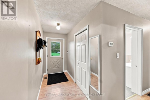 7414 2 Highway, Tyendinaga, ON K0K2N0 Photo 3