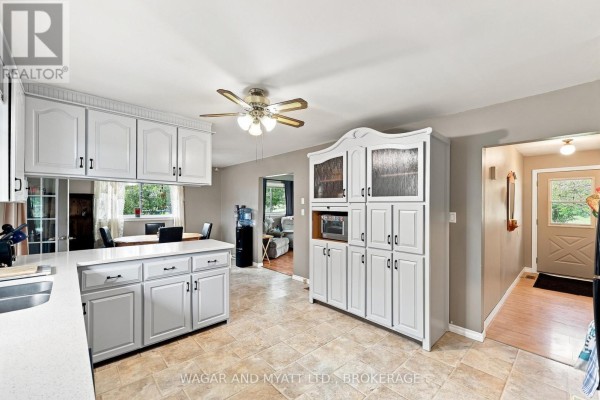 7414 2 Highway, Tyendinaga, ON K0K2N0 Photo 4