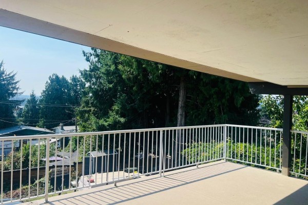 7419 Columbia Street, Mission, BC V2V4B9 Photo 5