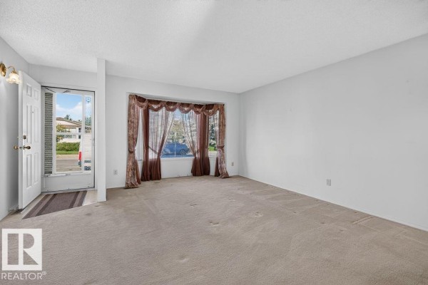 Kitchen - 7423 188 St Nw, Edmonton, AB T5T5J7 Photo 3