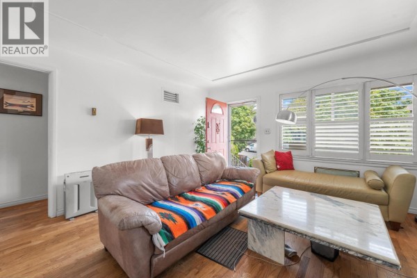 7429 Fraser Street, Vancouver, BC, photo 3