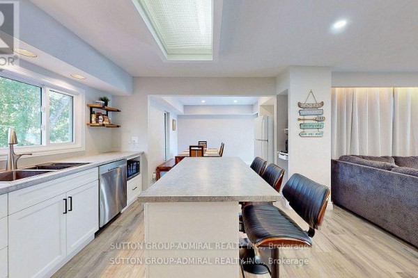 Kitchen - 743 Broadview Avenue, Orillia, ON L3V6P1 Photo 5