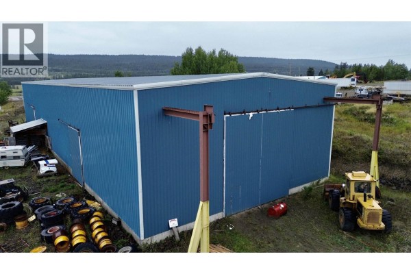 743 Sollows Crescent, 100 Mile House, BC, photo 2