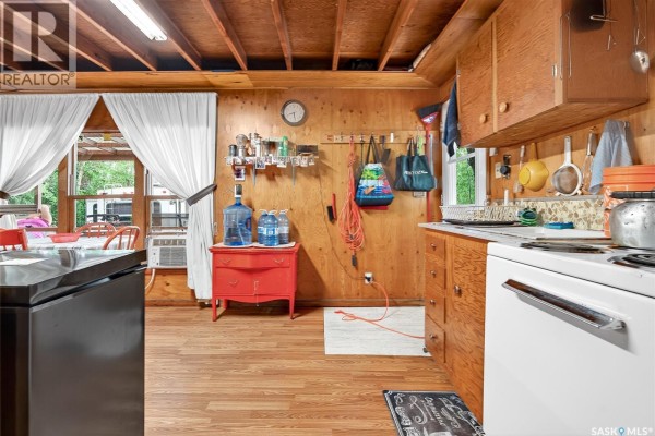 2pc Bathroom - 743 Tatanka Drive, South Lake, SK S0H2X0 Photo 5
