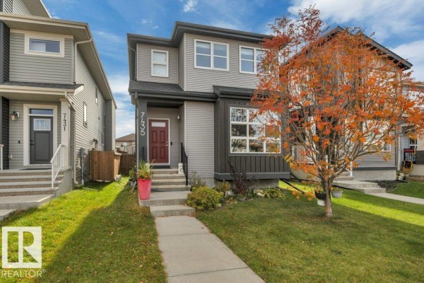 Kitchen - 7435 181 Av Nw, Edmonton, AB T5Z0M2 Photo 3