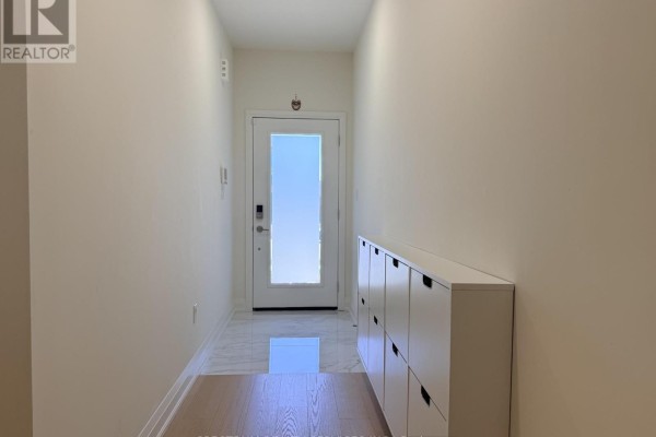 7436 Matteo Drive, Niagara Falls, ON, photo 2
