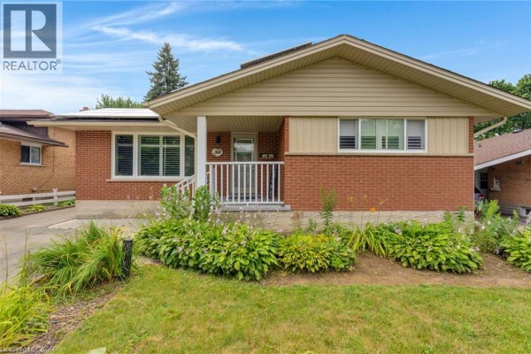 744 Birchwood Avenue, Cambridge, ON, photo 2