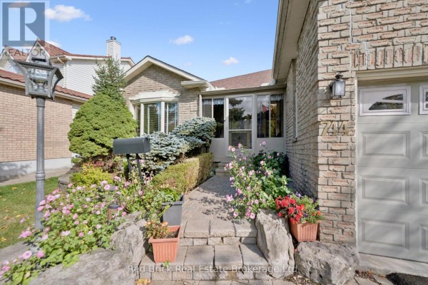 744 Woodhill Drive, Centre Wellington, ON, photo 3