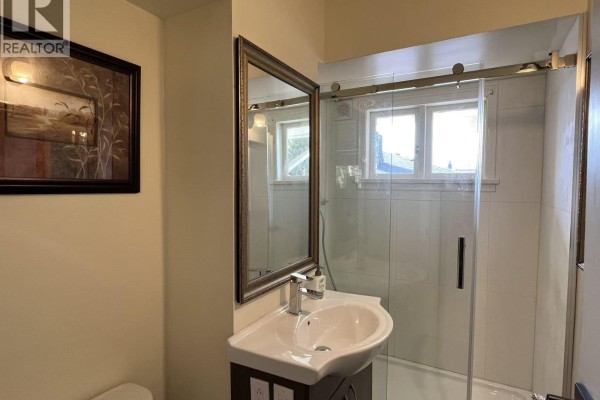 7441 Mckay Avenue, Burnaby, BC, photo 3