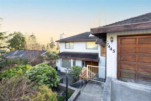 7445 Garfield Drive, Delta, BC V4C6X9 Photo 2