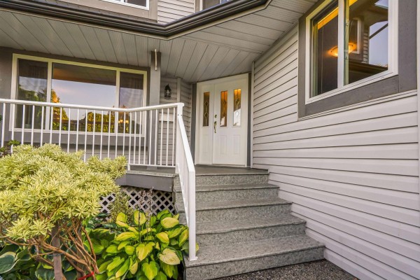7446 149a Street, Surrey, BC V3S3H5 Photo 3