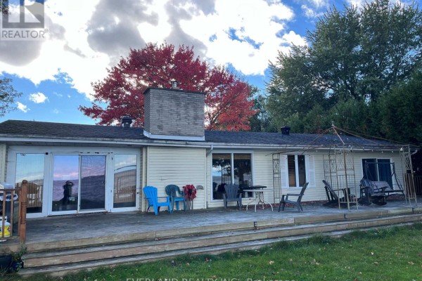 745 Harbour Street, Innisfil, ON L0L1W0 Photo 3