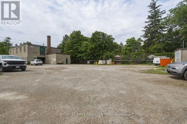 745 Hounsfield Street, Woodstock, ON N4S1P6 Photo 3