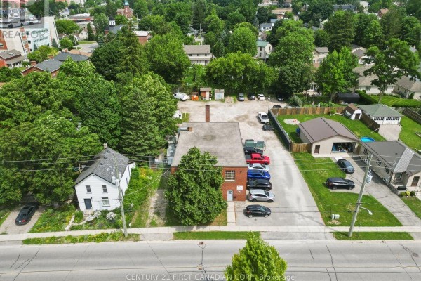 745 Hounsfield Street, Woodstock, ON N4S1P6 Photo 5