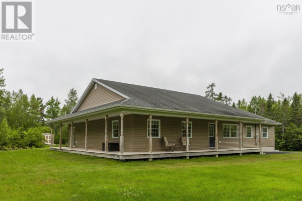 Living room - 7450 Highway 14, Nine Mile River, NS B2S2T8 Photo 3