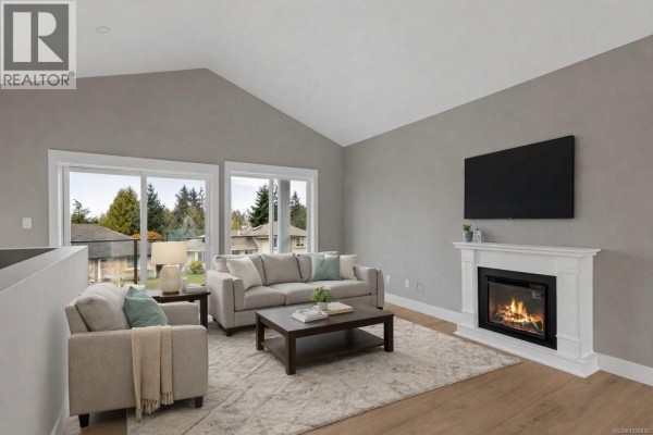 Kitchen - 746 Doehle Ave, Parksville, BC V9P2V1 Photo 4