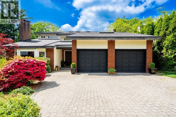 7460 Burnham Court, Burnaby, BC, photo 2