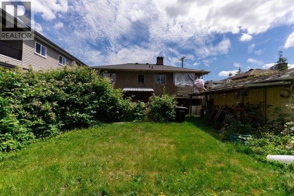 7465 Rosewood Street, Burnaby, BC V5E2G6 Photo 4