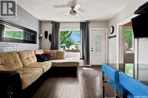 3pc Bathroom - 747 Argyle Street, Regina, SK S4T3P7 Photo 5