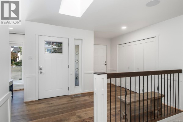 Laundry room - 747 Steenbuck Dr, Campbell River, BC V9W7J9 Photo 4