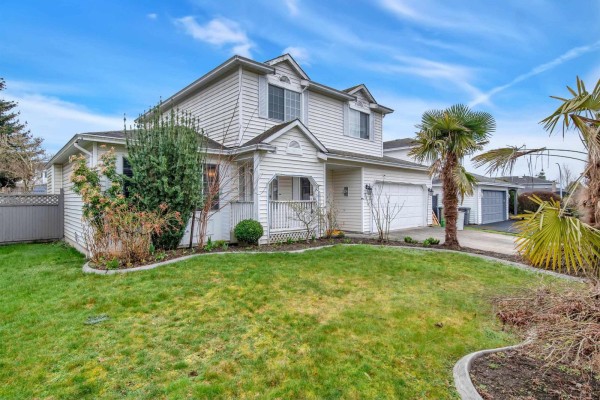 7478 123 Street, Surrey, BC V3W9N1 Photo 3