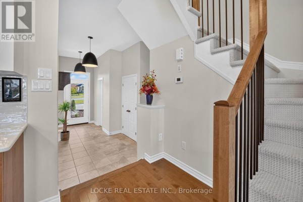 Kitchen - 748 Cap Diamant Way, Ottawa, ON K4A1J9 Photo 3