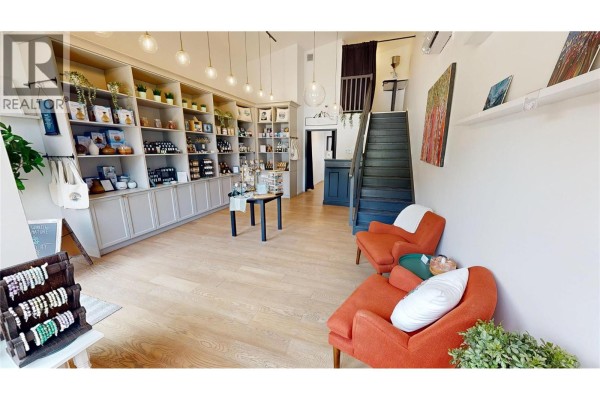 7497 Main Street W Unit# 2, Radium Hot Springs, BC V0A1M0 Photo 4