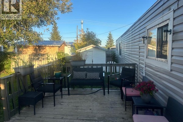 Eat in kitchen - 75, 851 63 Street, Edson, AB T7E0A2 Photo 2