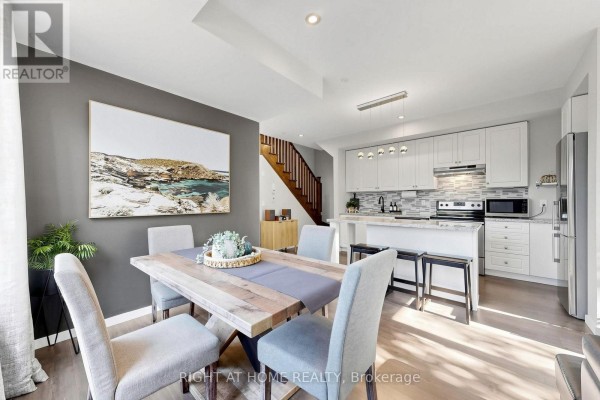 Dining room - 75 - 400 Alex Gardner Circle, Aurora, ON L4G3G5 Photo 3