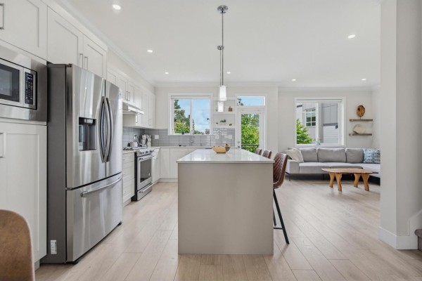 75 15665 Mountain View Drive, Surrey, BC V3Z0W8 Photo 3