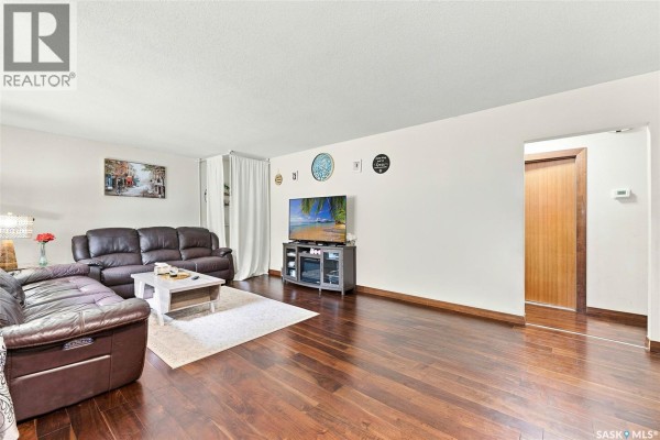 Bedroom - 75 Cannon Street, Regina, SK S4N1L9 Photo 4