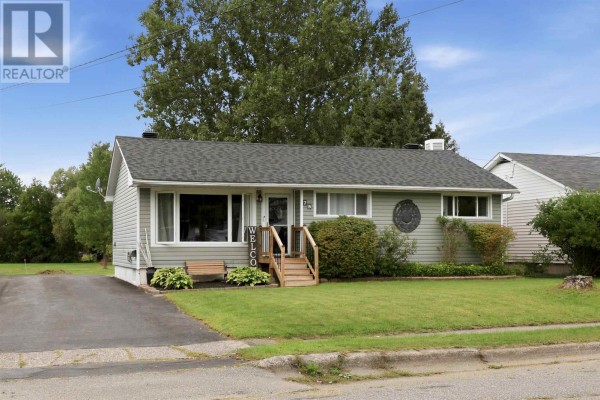 75 Indiana Dr, Sault Ste  Marie, ON, photo 2