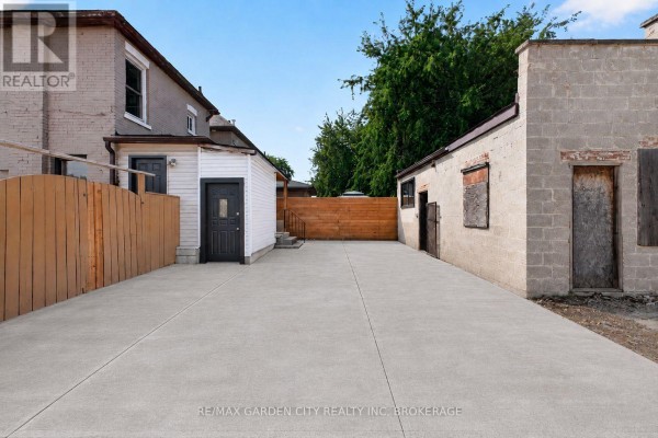 75 Keith Street, Hamilton, ON L8L3S2 Photo 5