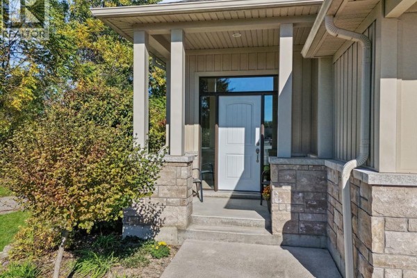 4pc Bathroom - 75 Landings Pass, Chatham, ON N7L5P9 Photo 2
