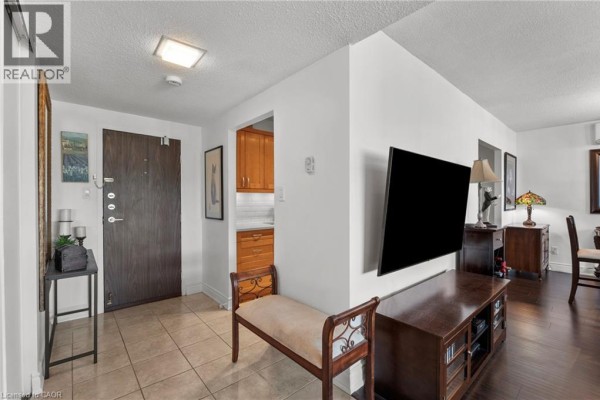 75 Queen Street N Unit# 2206, Hamilton, ON, photo 3